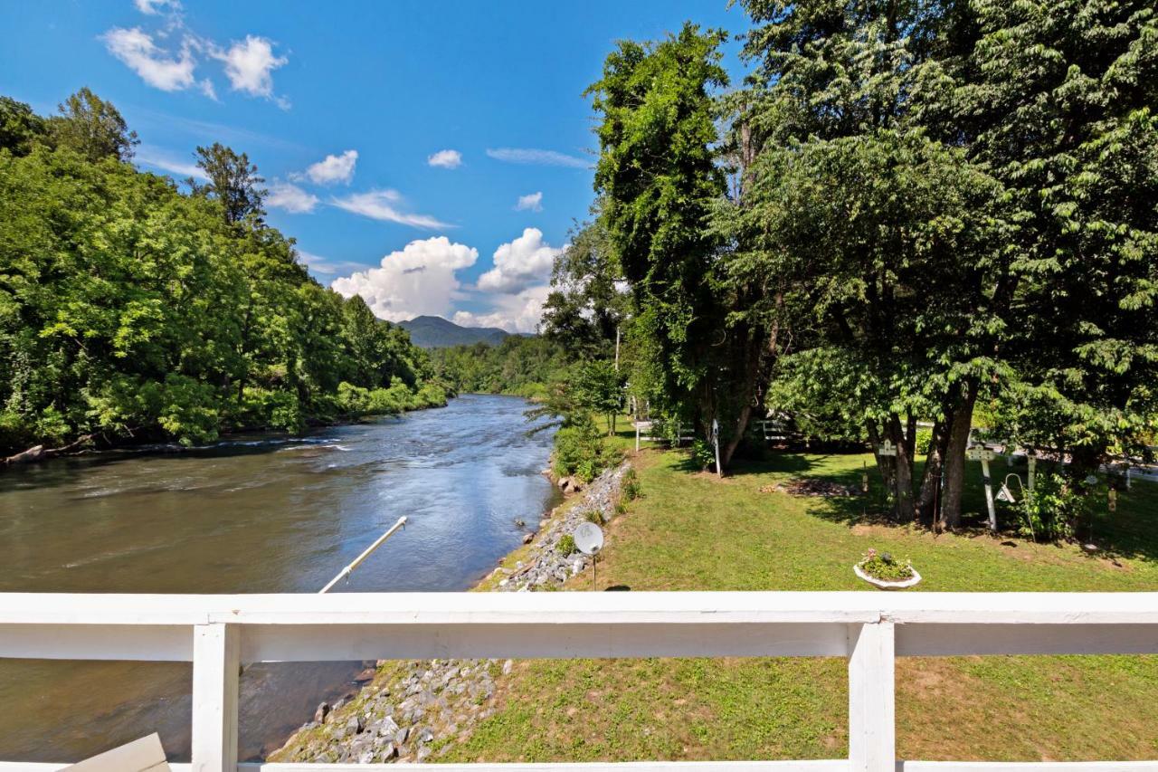 2 Bed 1 Bath Vacation Home In Sylva Zewnętrze zdjęcie